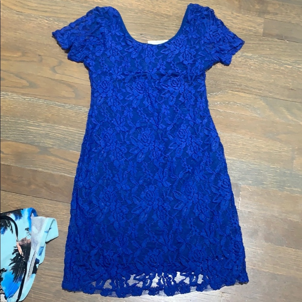 Blue lace Cheryl kids dress - Picture 1 of 3